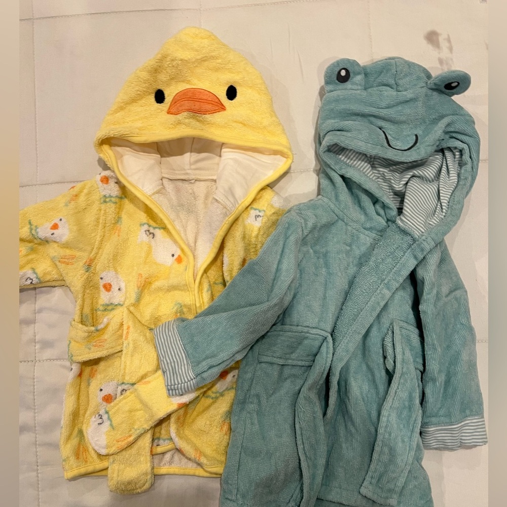 Carter's Yellow Duck and Blue Frog Kids Pajamas